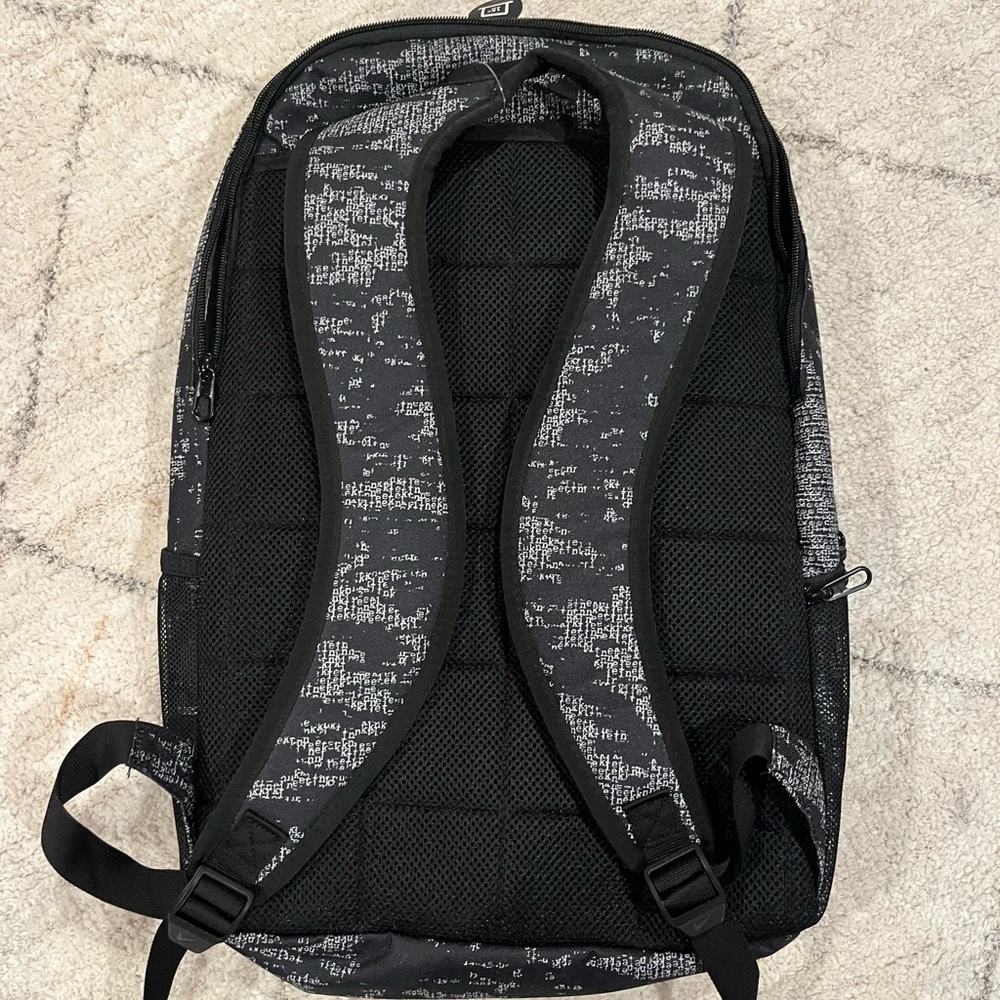 Nike Backpack - Picture 4 of 5
